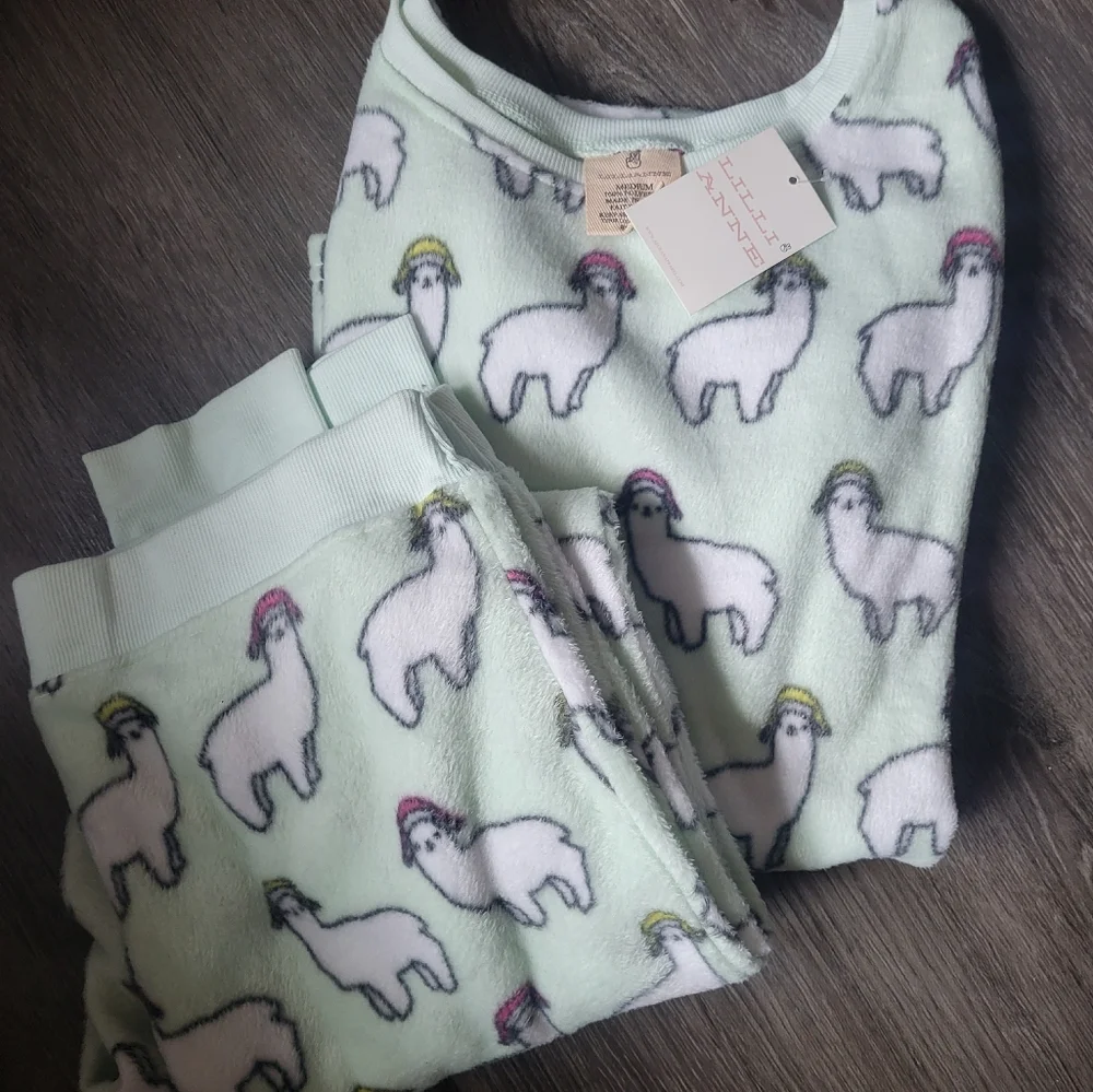 NWT Modcloth Fleece Llama PJs - Picture 1 of 6